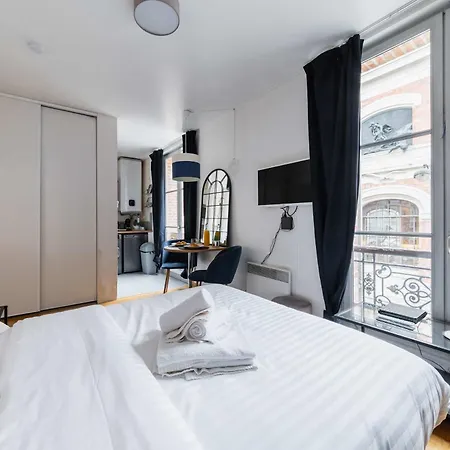 Service - Vue Sur Le Musee - 5 - Flat-guest
